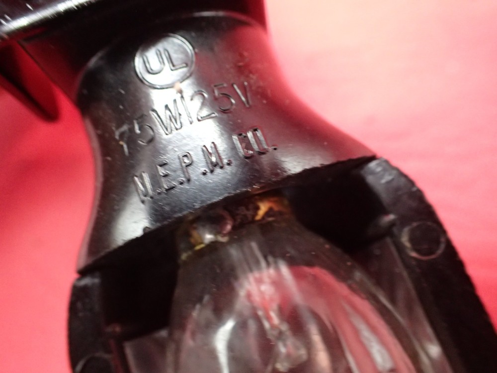 Vintage Sewing Machine Black Bakelite Work Light # 52