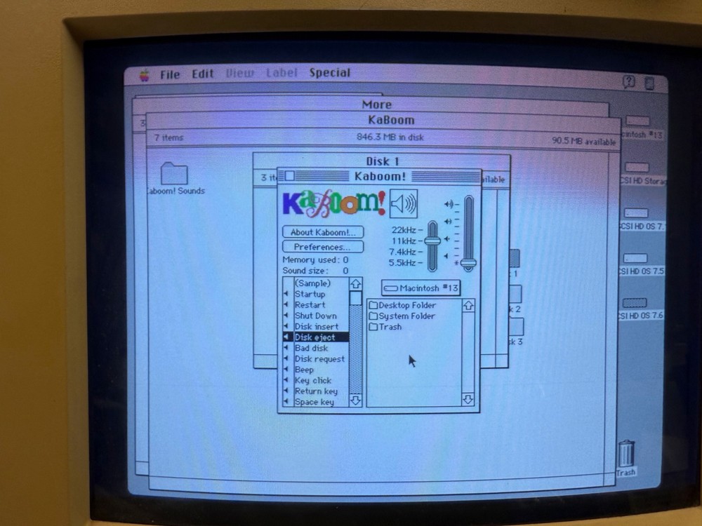 Vintage Macintosh software :  KaBoom