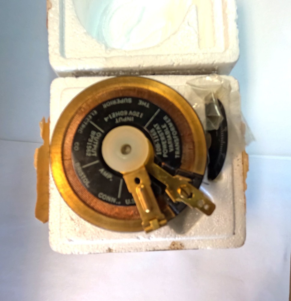 Superior Electric Transformer Variable 10B-1168