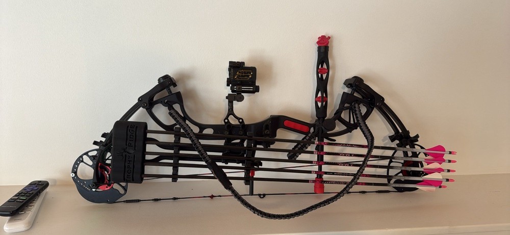 PSE Premonition X-force RH 60lb Compound Now