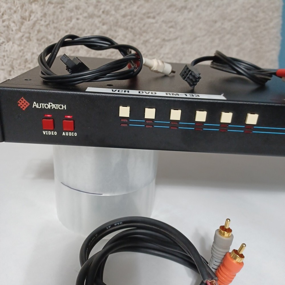 AutoPatch Half-Y Audio/ Video Distribution Matrix