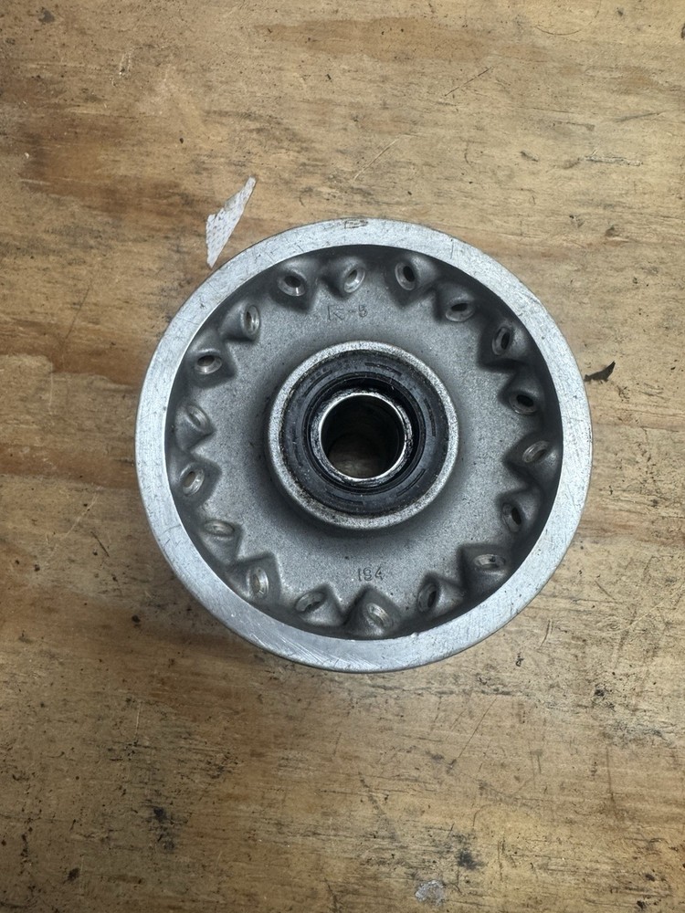 2002-2022 Yz250 Front Hub