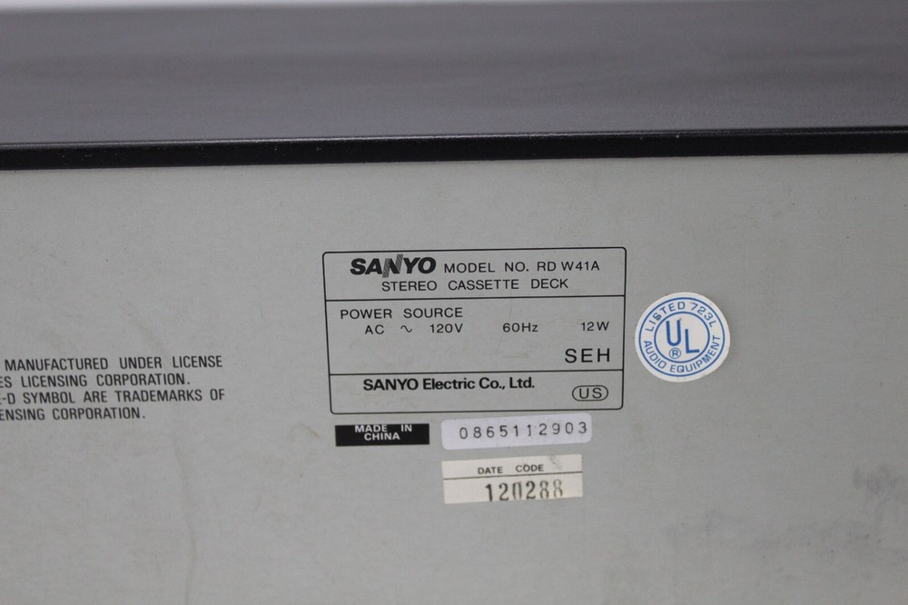 Sanyo Double Cassette Deck Playback and Record Model RD-W41A
