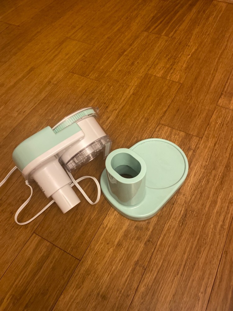 DASH Shaved Ice Maker and Slushie Machine Multi-Purpose Ice Shaver Machine Used