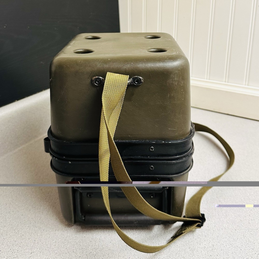 U.S. G.I LOCKING TRANSIT HARD CASE