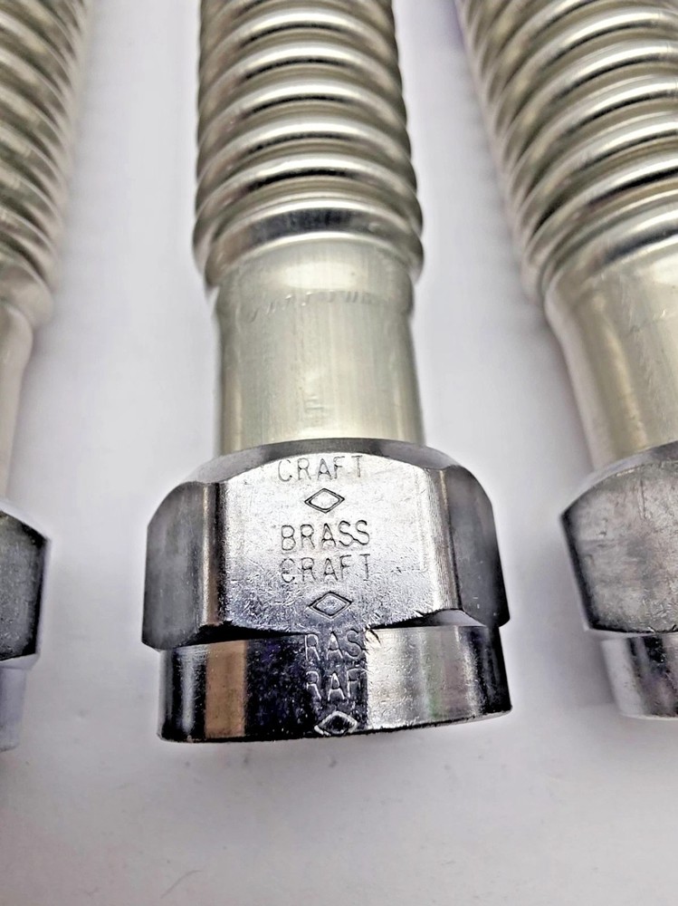 Water Heater Conector SWB00-18N, 3/4 FIP X 3/4 FIP X 18" Box Of 25 Brasscraft