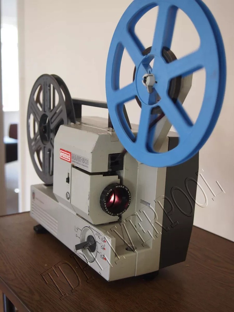 super 8 projector working