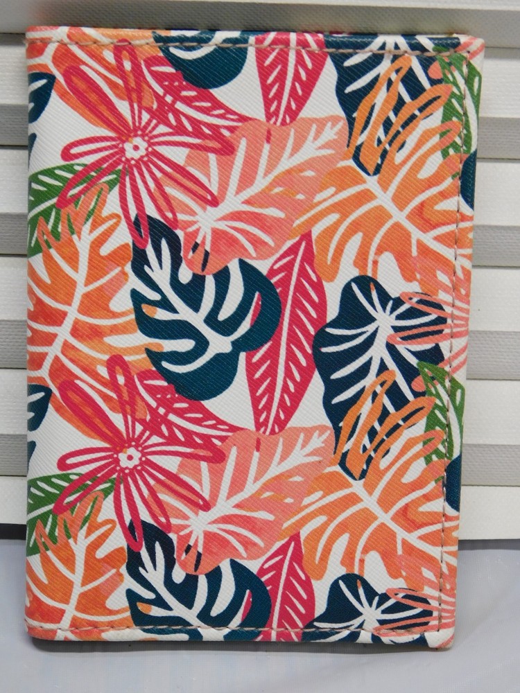 NEIMAN MARCUS PALM BREEZE PASSPORT HOLDER
