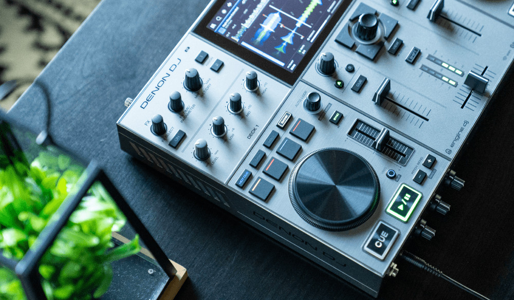 Denon PRIME GO+ Standalone 2-Deck Rechargeable Smart DJ Console W 7" Touchscreen