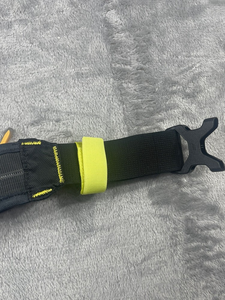 Nathan Hydration Belt Adjustable Gray No Bottles Preowned