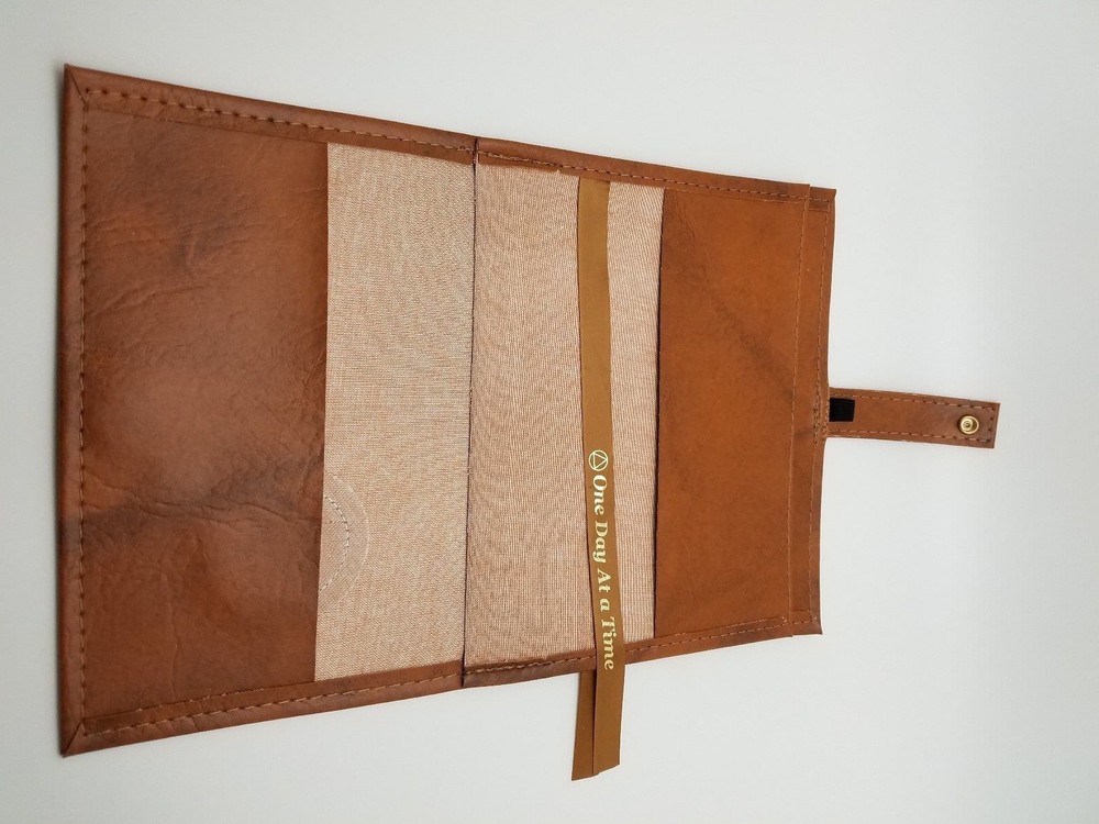 Alcoholic Anonymous Tan Deluxe Double AA Book Cover