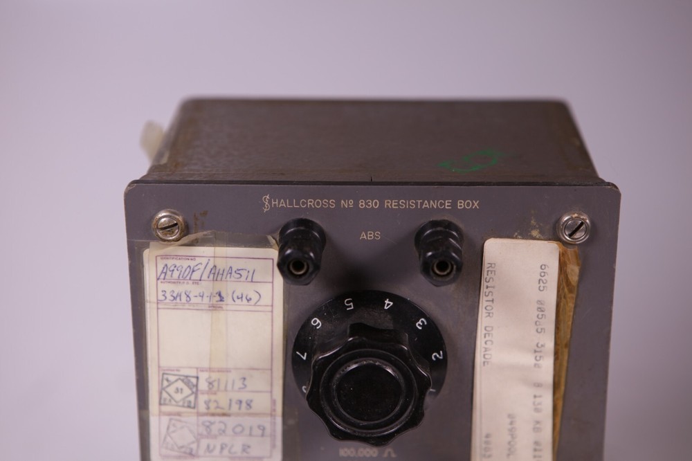 Hallcross No 830 Resistance Box