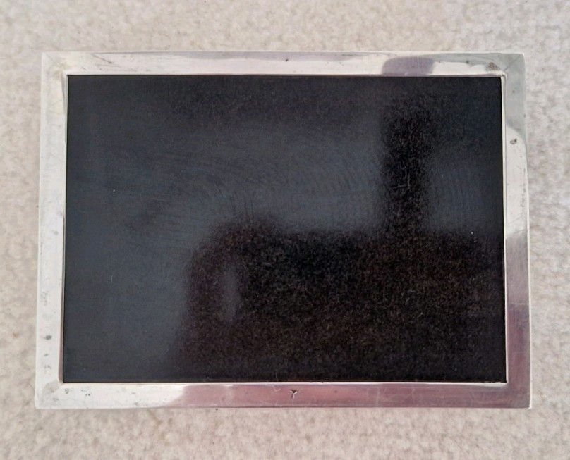 1964 BIRMINGHAM SILVER HALLMARKED CIGARETTE BOX WITH WOOD LINER