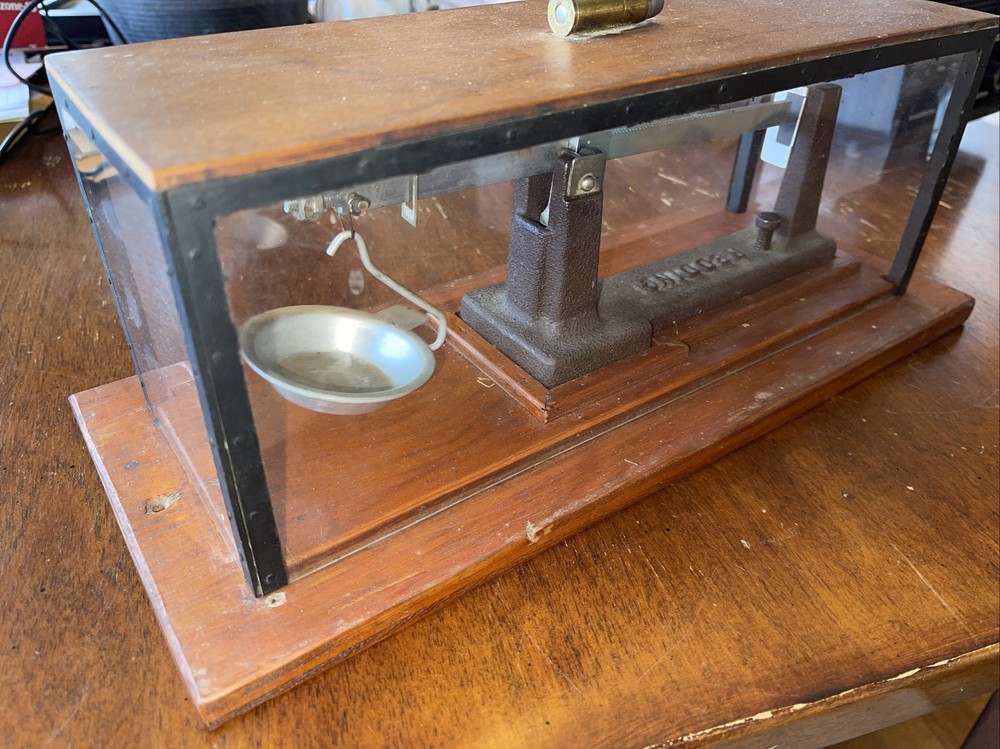 REDDING Hunter Man Cave Scale With Home Made Box For Display Powder Reloading