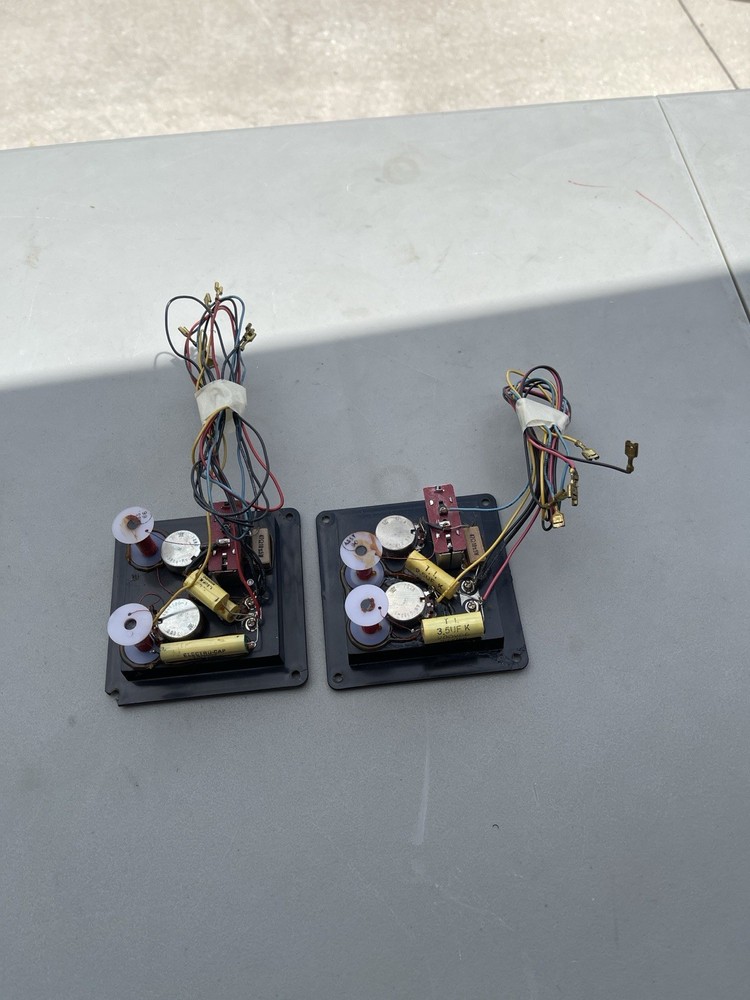 cerwin vega hed-1230 crossovers (pair)