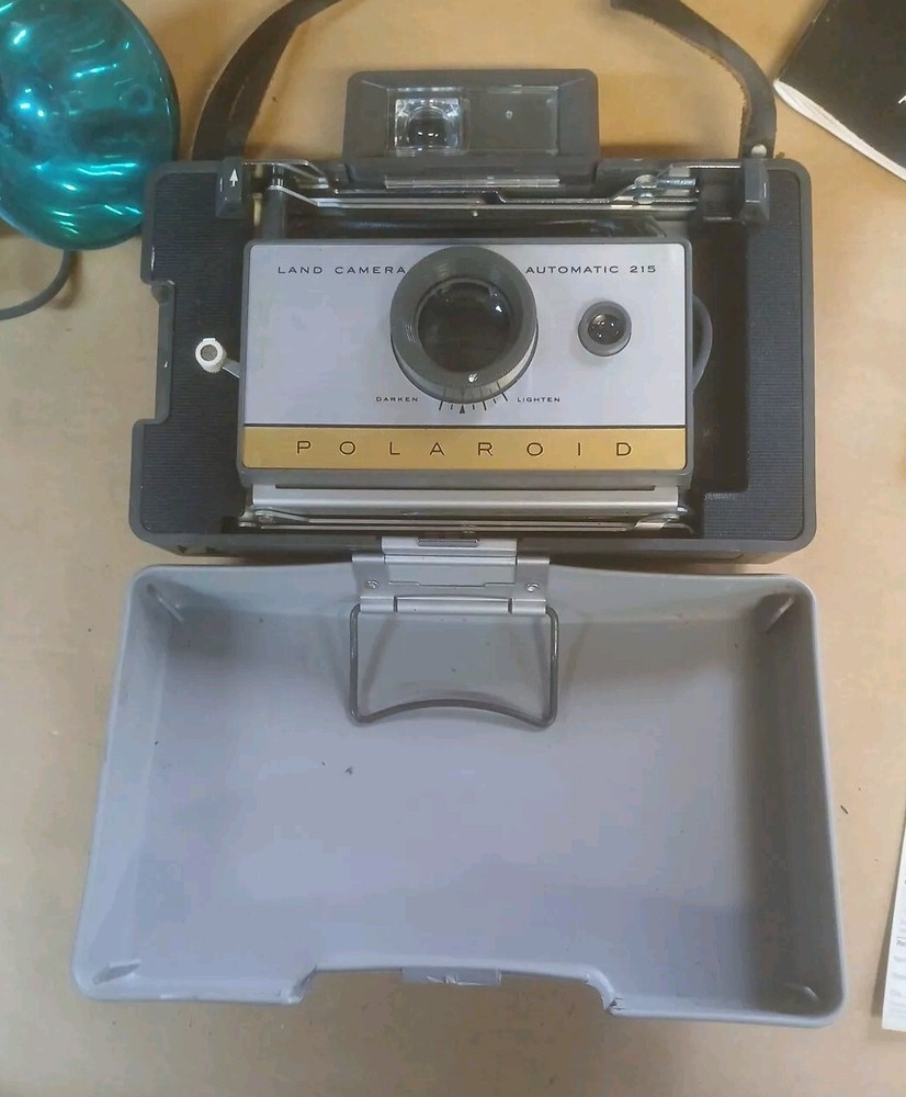 Vintage POLAROID LAND CAMERA MODEL 215 - Case, Instructions, Cold Clip