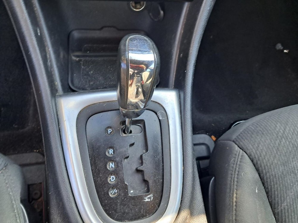 200 2011 Glove Box 4862088