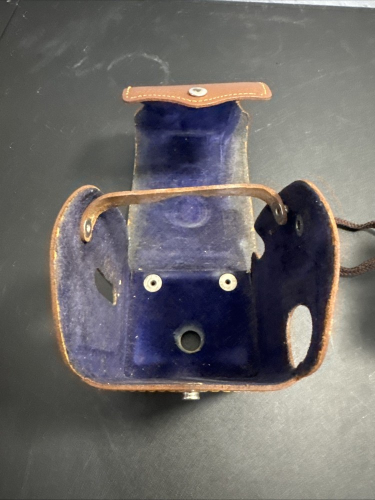 Vintage Argus 75 Camera Leather Case, Flash & 1 Bulb