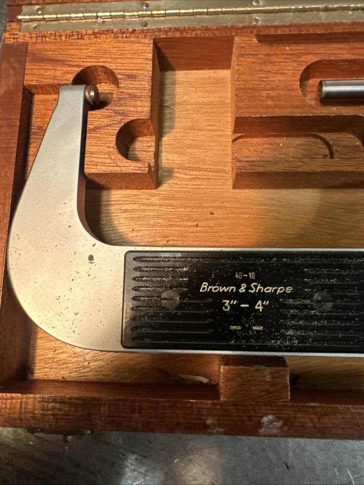 Brown & Sharpe 3”-4” 40-10 Micrometer