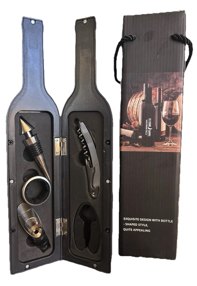 Ho-Chunk Gaming 4 Pc. Deluxe Wine Accessory Set (V)
