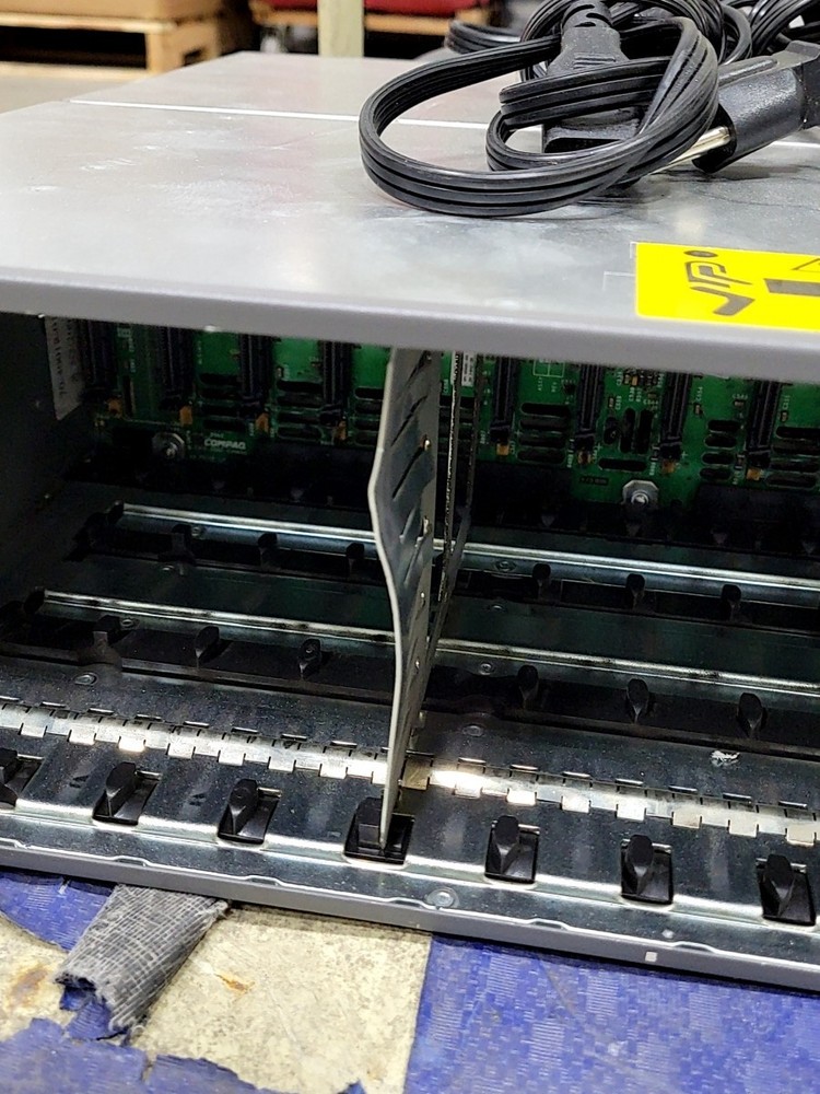 HP StorageWorks 302970-B21 StorageWorks Modular Smart Array SEE NOTES