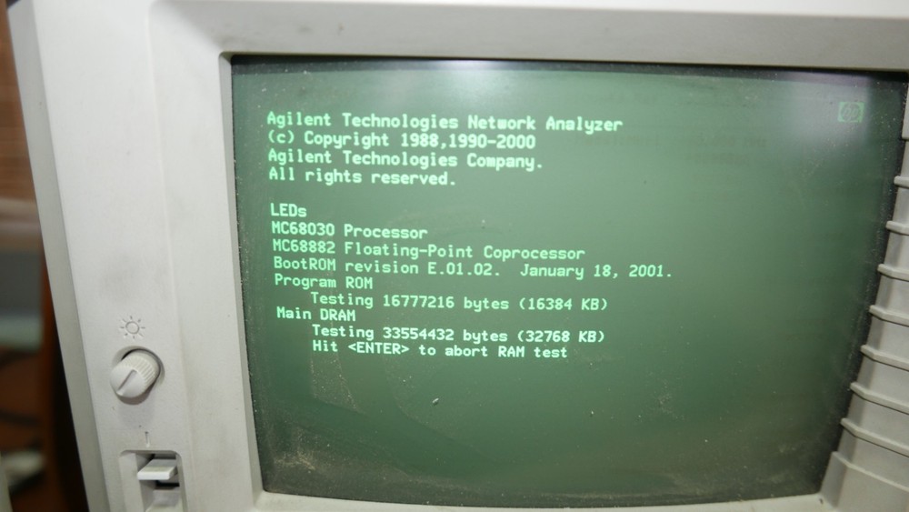 Agilent 8714ET RF Network Analyzer tested to power on