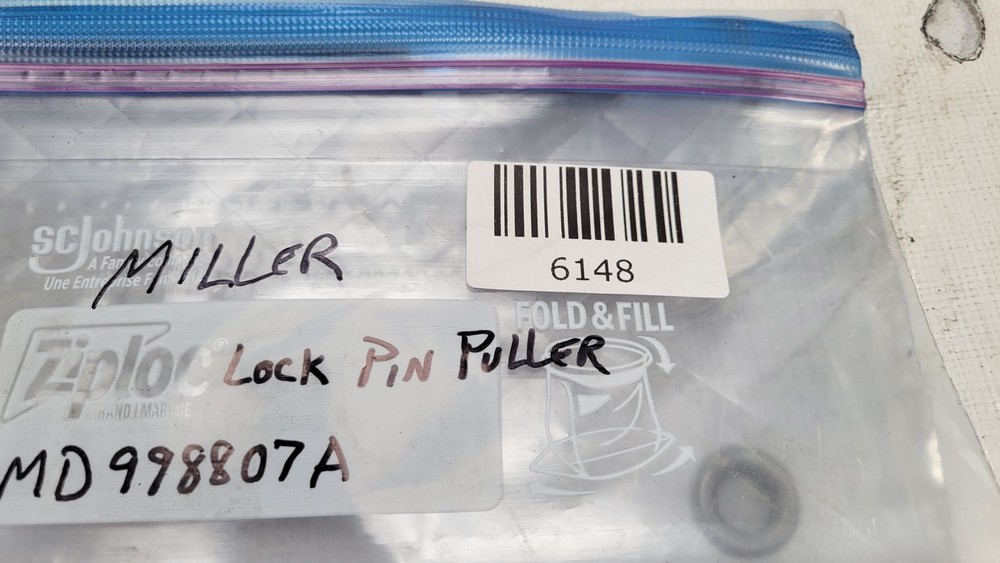 Miller Tools Manual Transaxle Lock Pin Puller MD998807A