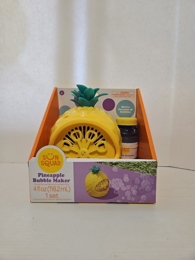 Sun Squad Bubble Maker, Pineapple  Battery Operated Bubble Maker