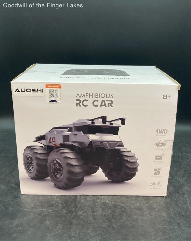amphibious RC car UNTESTED