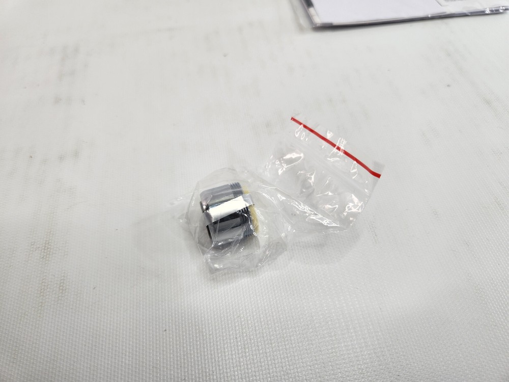 Eemax EEM12004 Electric Tankless Water Heater Point of Use, 4KW, Blue Brand New