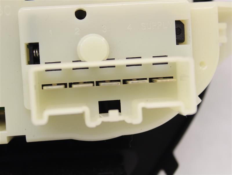 Used A/C Selector Switch fits: 2014 Ford Escape Front manual temperature control