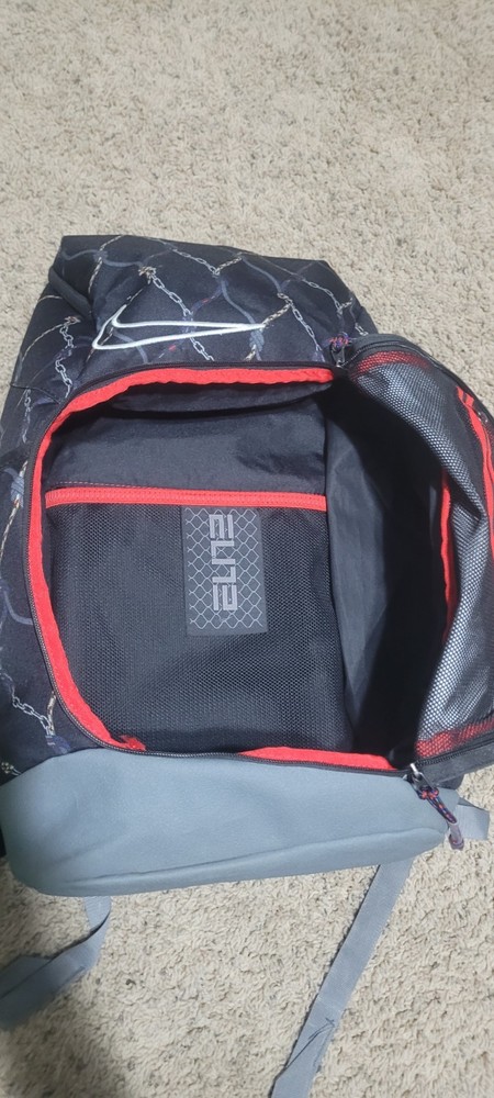 Nike Elite HOOPS Chains Basketball/School Backpack!!!missing One Dred!!! Used