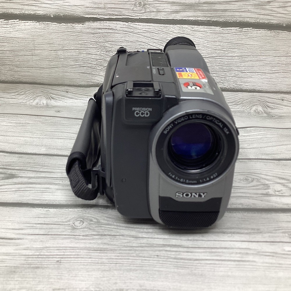 Sony Handycam Vision CCD-TRV32 Untested