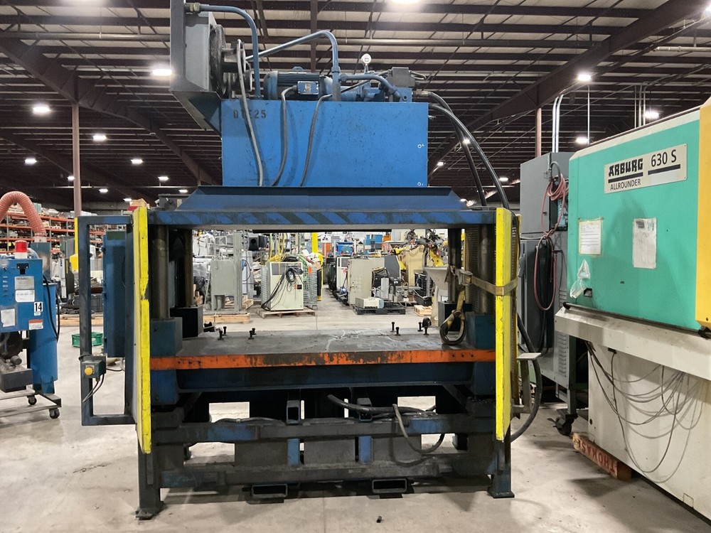 4 POST HYDRAULIC PRESS #280AA