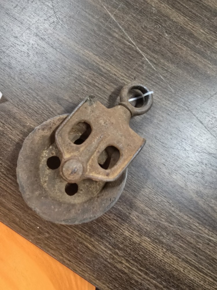 barn pulley