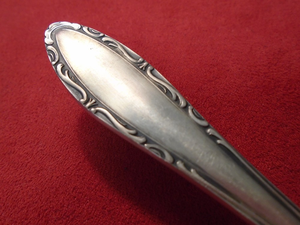 German 800 Silver Flat Handled Master Knife - Rounded End (#2225)