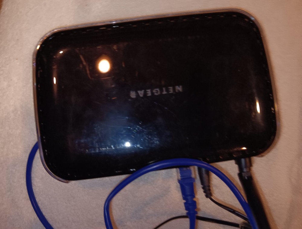 NETGEAR Router Box for Home or Office