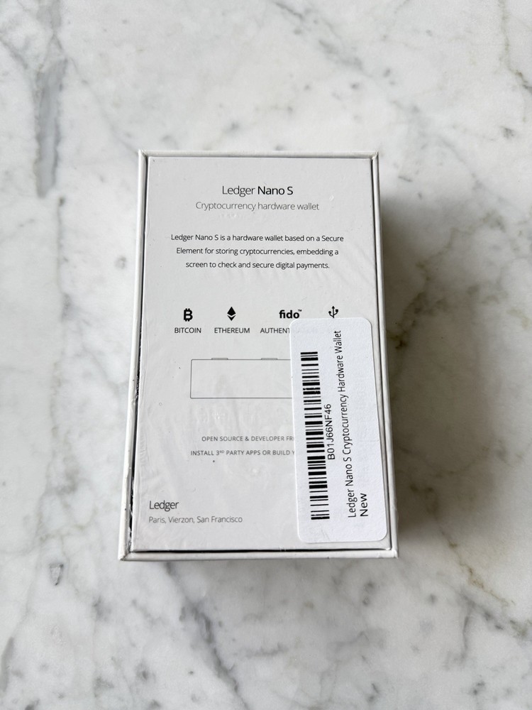Ledger Nano S Crypto Cryptocurrency Hardware Wallet Cold Storage Bitcoin ETH SOL