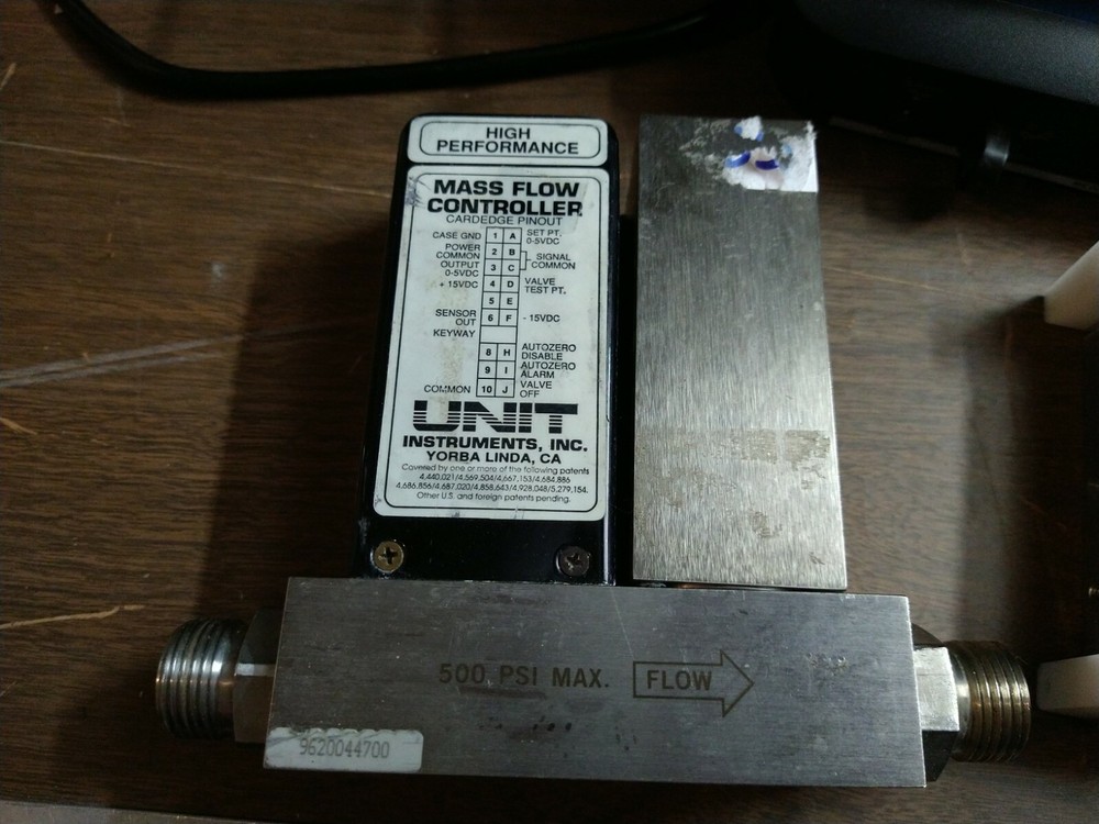 UNIT INSTRUMENTS UFC-3050A MASS FLOW CONTROLLER range 50 slm