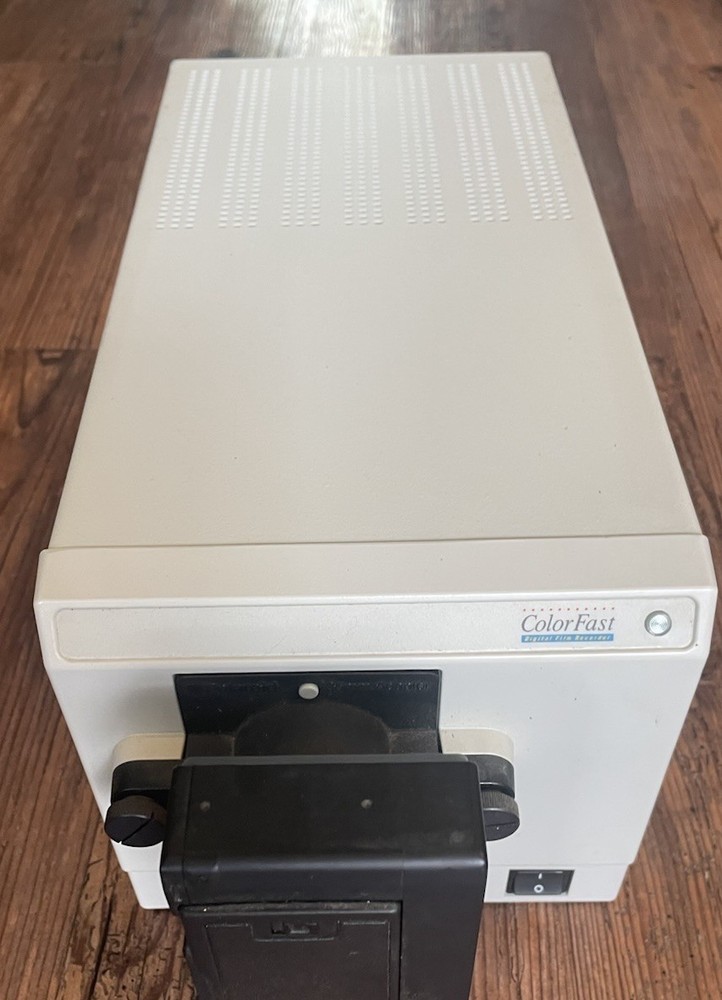 GCC Technologies COLORFAST Digital Film Recorder Powers On As Is Untested
