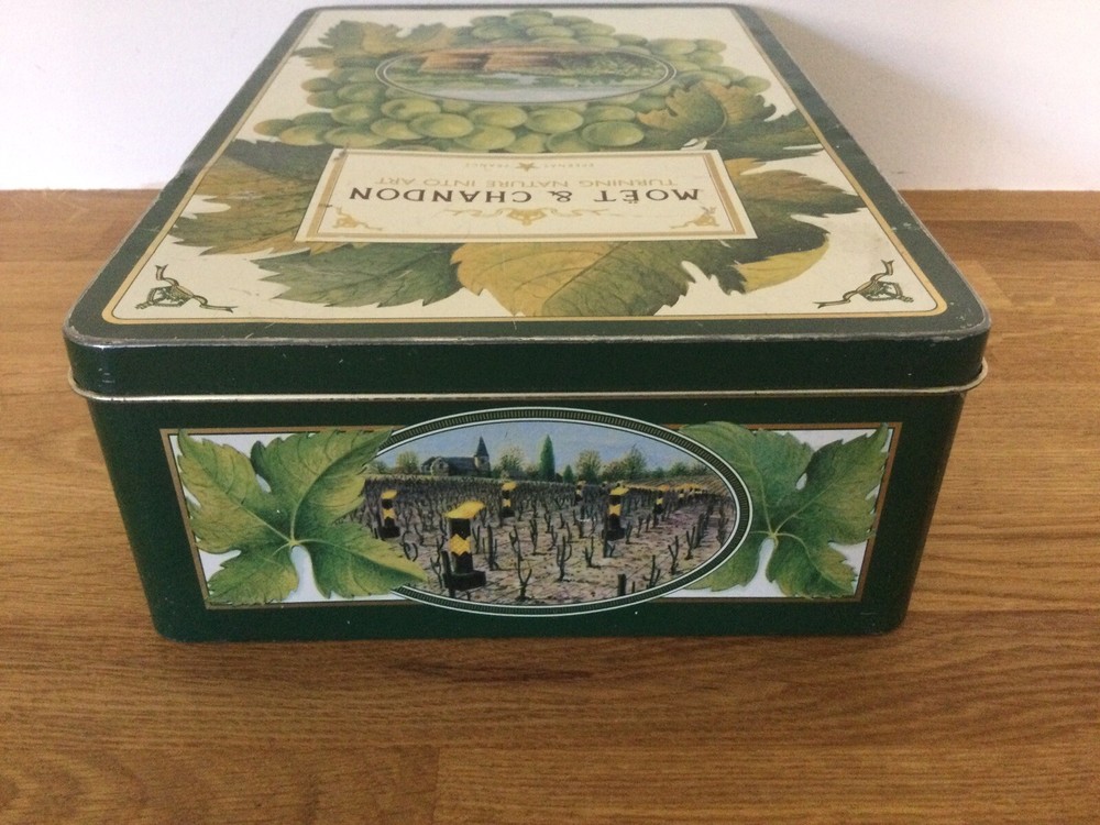 EMPTY Presentation Tin Box Moët & Chandon Champagne Collectable Rare