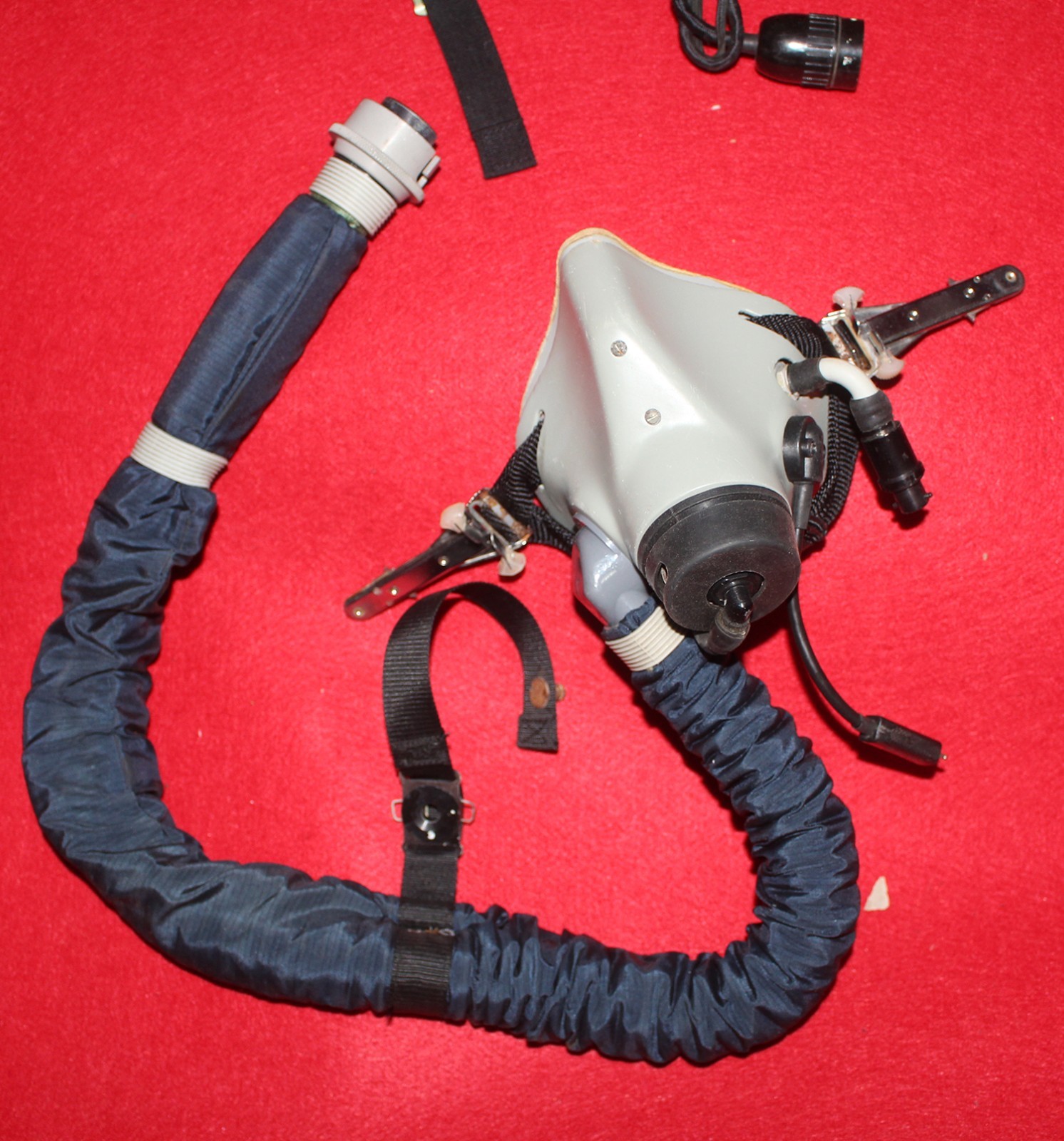 Fighter Pilot Fighting Air Force Oxygen Mask $ 199.9