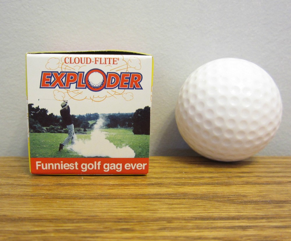 1 EXPLODING GOLF BALL EXPLODES IN A CLOUD OF SMOKE GAG GIFT PRANK CLOUD-FLITE