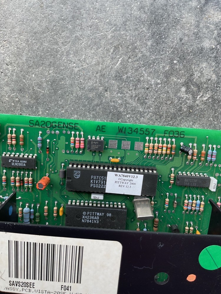 Ademco Vista-20SE Security Control Panel / Honeywell