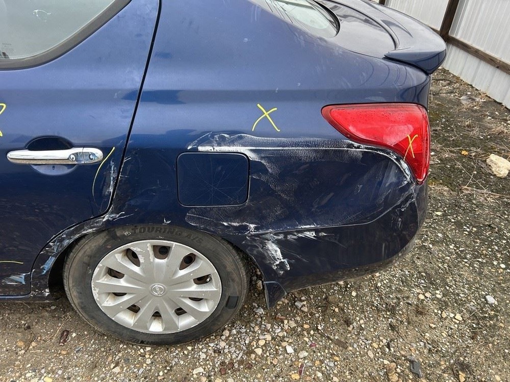 VERSA 2014 Keys/Latches/Locks 104750046