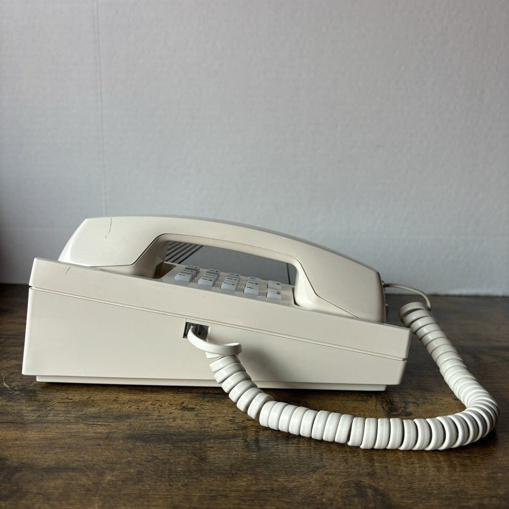 AT&T Model 1510 Answering System Retro 2-Way Programmable Office Phone - White