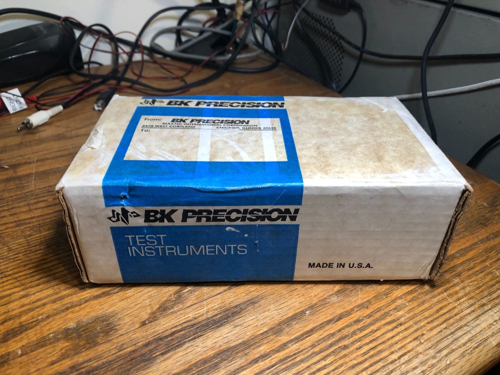 Working BK Precision 830 AUTORANGING Capacitance Meter with Original Box