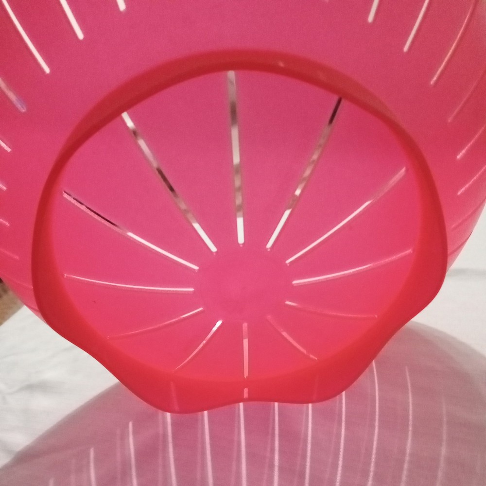 Tupperware Strainer Bowl Colander Pink