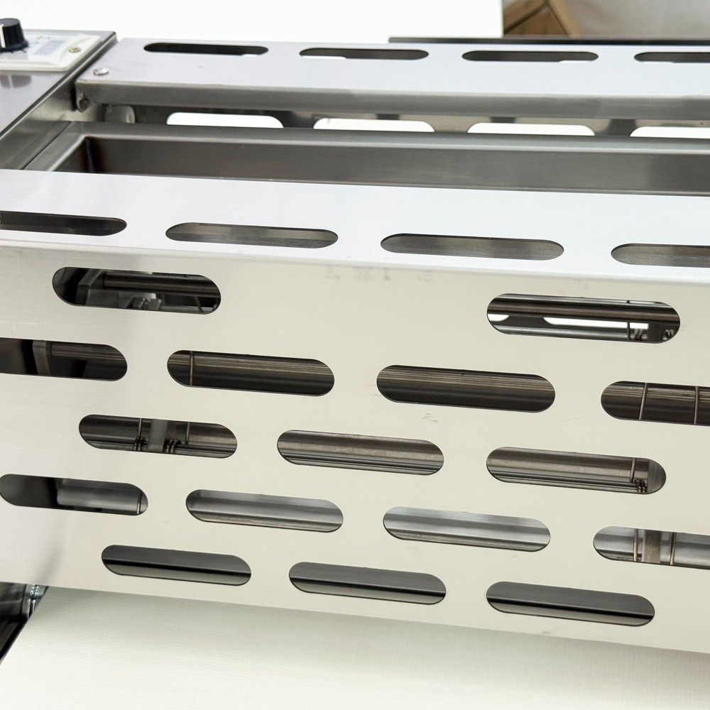 110V Mini Desktop Foldable Puff Pastry Machine Dough Sheeter Pressing Machine