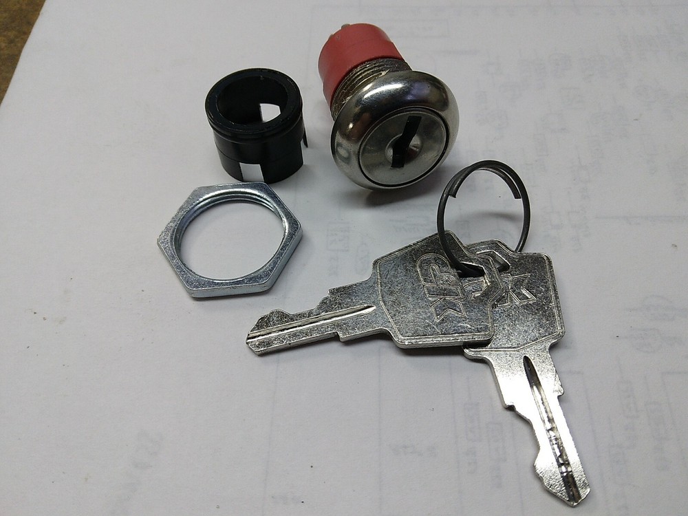 C & K Key Switch Y1011U2C203NQ NIB NOS Electronic Part Security Panel